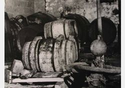 Chai d'autrefois : barriques et pompe / Visuel : D.R.