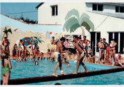 Championnat du Monde de bataille de polochons sur piscine - une animation « Vivre à Breuillet » à la piscine de Transhumance / Visuel : D.R.