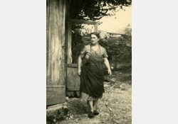 Fermière breuilletonne, 1943 / Visuel : D.R.