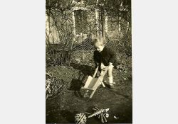 Jouets, 1949 / Visuel : D.R.