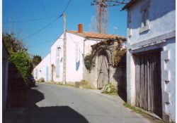 La Grange, 1990 - 01 / Visuel : D.R.