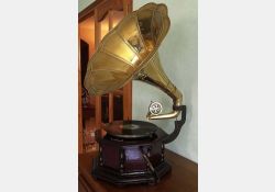 Phonographe / Visuel : D.R.