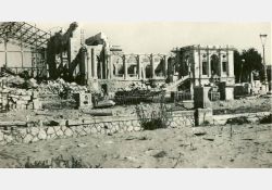 Photos prise après le bombardement de Royan - Le casino - 01 / Visuel : D.R.