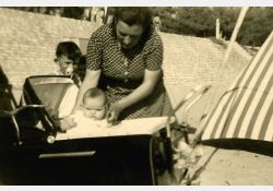 Plage de Nauzan, 1948 / Visuel : D.R.