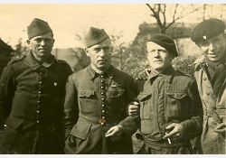 Prisonniers en Allemagne, 1942 - 01 / Visuel : D.R.