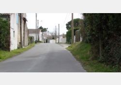 Route de la Grange - 01