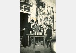 Tombola au profit des prisonniers, 1943 / Visuel : D.R.
